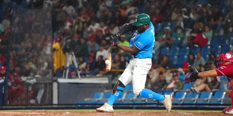 Sandber Pimentel está de vuelta con los Bravos de León para 2025