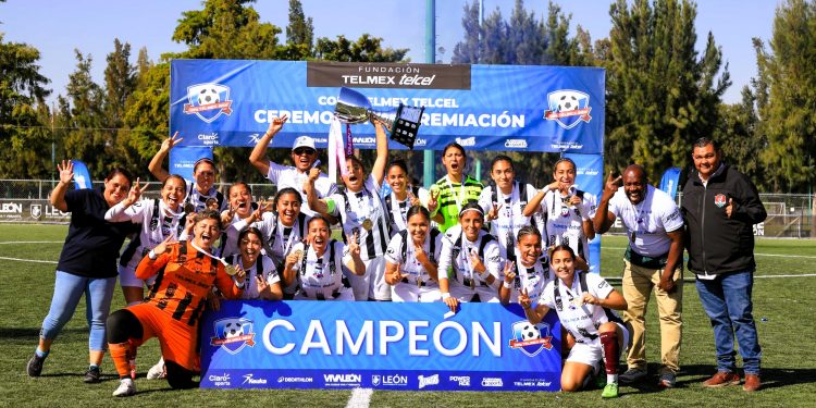 Puebla y Chiapas se coronan campeones de la Copa Telmex-Telcel 2024
