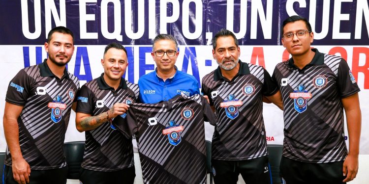 León se prepara para recibir el Torneo Internacional de Leyendas Unidas