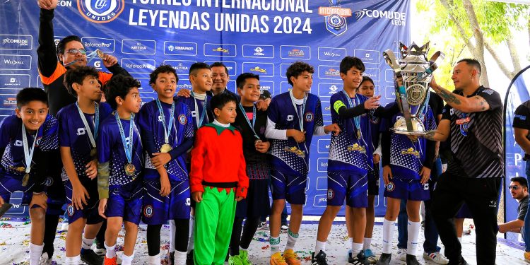 Torneo Internacional de Futbol Leyendas Unidas 2024: Un Éxito Rotundo