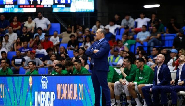 Resalta Omar Quintero el cambio generacional en la selección mexicana de baloncesto
