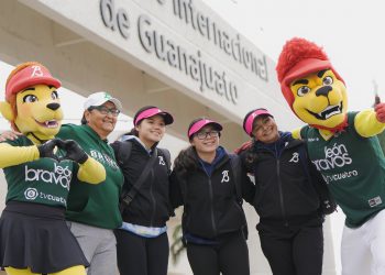 ¡Listas las Bravas de León! Arriban primeras jugadoras para pretemporada