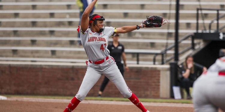 Courtney Wyche se integra al staff de lanzadoras de las Bravas de León