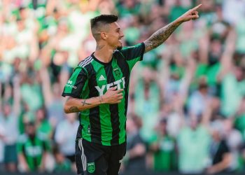 Se enciende León con la llegada de Emiliano Rigoni