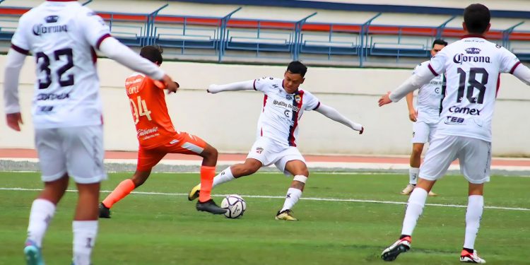 Irapuato sufre una goleada ante Correcaminos en su debut en la Liga Premier