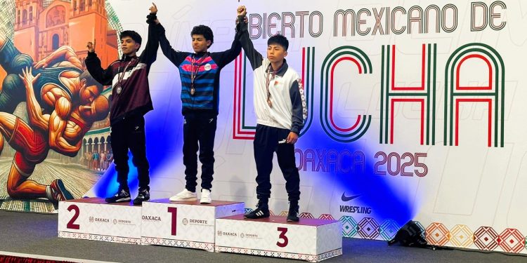 Sobresaliente la participación guanajuatense en el segundo clasificatorio nacional Abierto de Lucha Oaxaca 2025