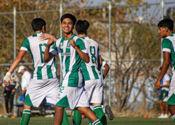 Atlético Leonés se reafirma en zona de calificación en la Liga TDP