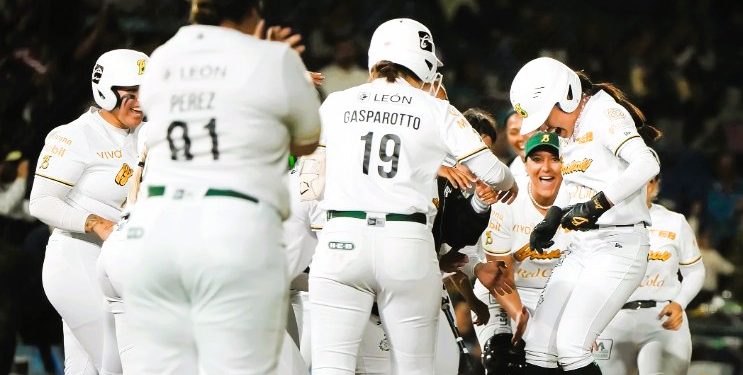 Las Bravas de León mantienen su dominio con su séptima victoria consecutiva
