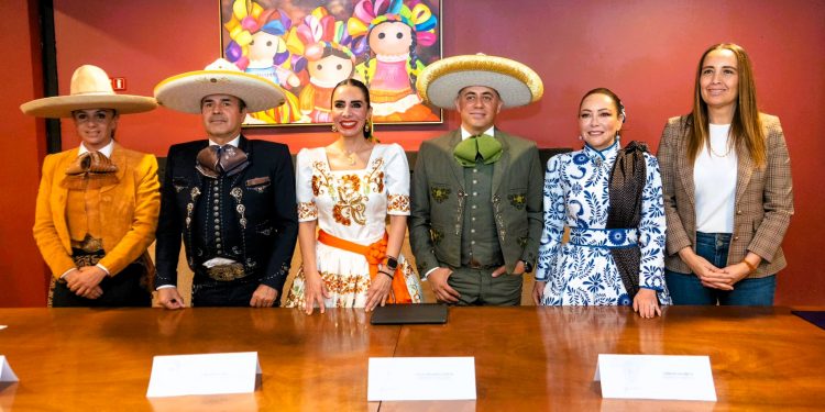 Presentan planilla para presidir la Unión de Asociaciones de Charros de Guanajuato