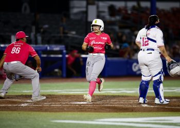 Bravas de León explota a la ofensiva y derrota a Charros Femenil