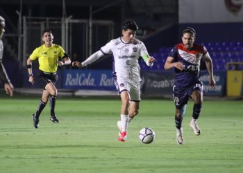 Irapuato escala al tercer sitio y mantiene vivo el sueño de la calificación