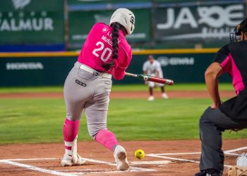 Barrida de las Bravas de León sobre Algodoneras en Torreón