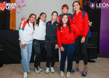 Deportistas leonesas comparten mensaje de empoderamiento en el 8M