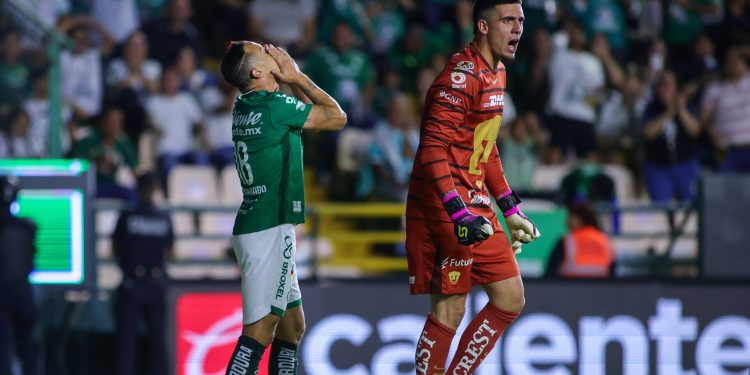 ¡Llamada de atención! León sufre su tercera derrota en fila ante Pumas