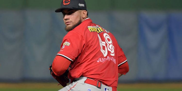 Bravos de León se hace de los servicios del pitcher venezolano Pedro García