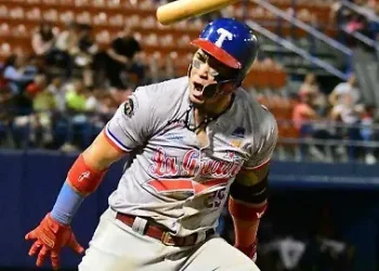 El dominicano Carlos Castro se une a Bravos de León
