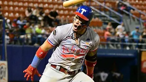 El dominicano Carlos Castro se une a Bravos de León
