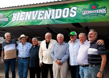 Ex Lechugueros se reúnen en encuentro conmemorativo
