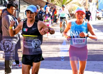 Rubén Chávez y Anahí Rivera triunfan en el Maratón Capital 2025
