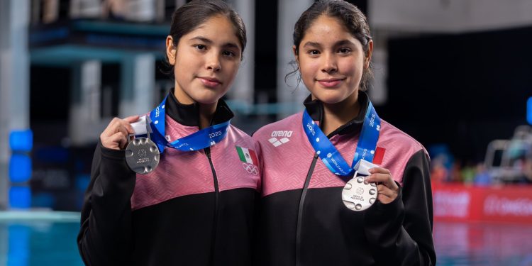 ¡Históricas! Las hermanas Mía y Lía Cueva obtienen plata para México en Mundial de Clavados