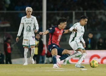 León Cae en los Últimos Minutos ante un Cruz Azul enrachado