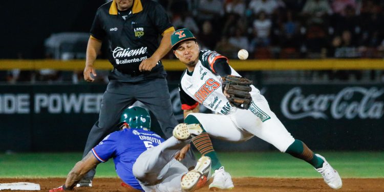 Bravos de León sucumbe en el primero de la serie ante Leones en el Kukulkán