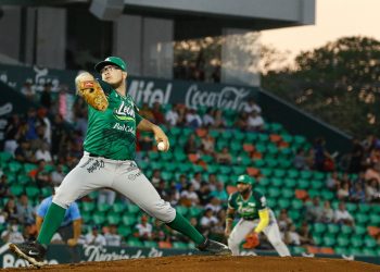 Sufren Bravos de León barrida en casa de los Leones de Yucatán