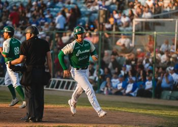 Bravos de León encara pretemporada en California ante Charros