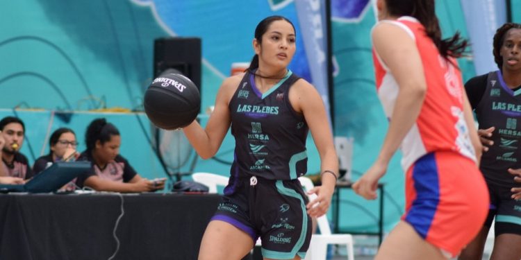Andrea Picos se suma al talento mexicano de Abejas de León Femenil
