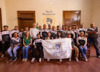 Recibe Selección Estatal de Pesca Deportiva la bandera rumbo al nacional en Aguascalientes