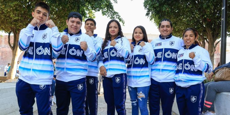 León abandera a delegación de más de 500 atletas para Olimpiada Nacional 2025