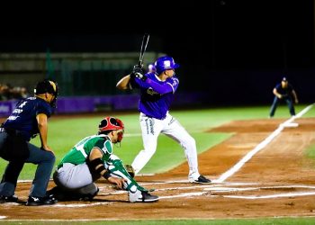 Conspiradores aplastan a Bravos en el inicio de la temporada centenaria de la LMB