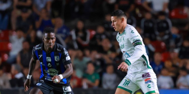 León pierde la brújula, rescata empate con Querétaro y liga su cuarto partido sin ganar