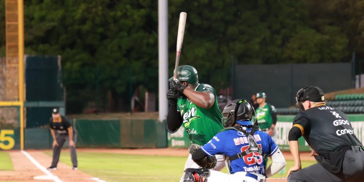 Aderlín Rodríguez es la figura y Bravos de León se queda la serie ante Tabasco