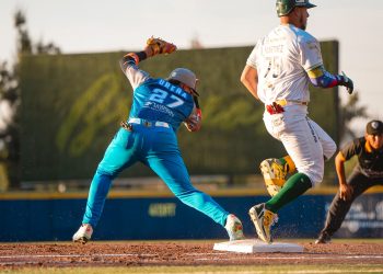 Recibe Bravos de León nueva paliza de parte de Pericos de Puebla