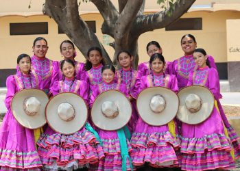 Escaramuzas de Guanajuato quedan fuera de la final infantil de Charrería
