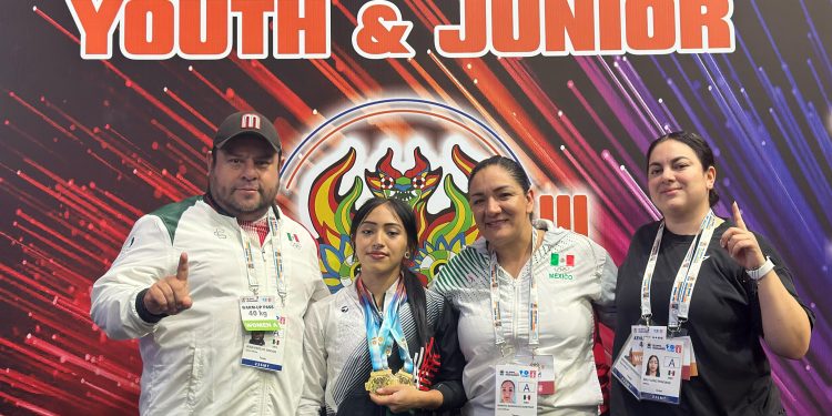 ¡Histórica! Kelly López, flamante campeona del mundo juvenil en halterofilia