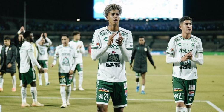 León no puede con Cruz Azul y es eliminado del Clausura 2025