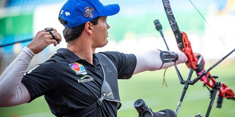 Avanza Matías Grande a semifinales en Copa del Mundo en Shangai