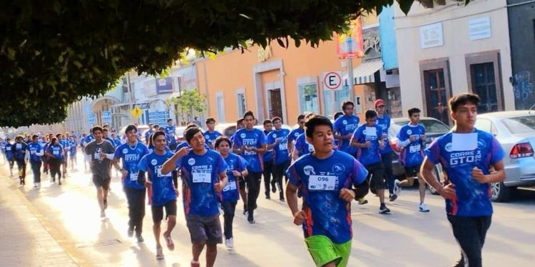 CECyTEG Silao anuncia la carrera atlética “Corre X Guanajuato 2025”