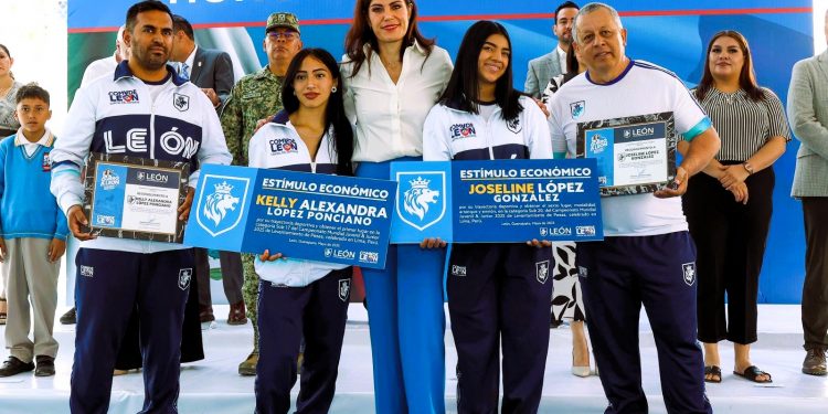 Halteristas leonesas reciben reconocimiento por logros internacionales