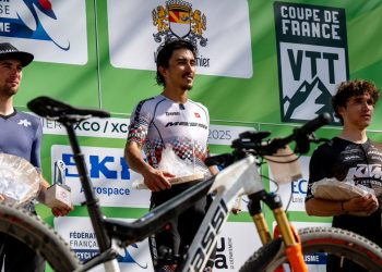 Gerardo Ulloa se corona en la Copa de Francia MTB