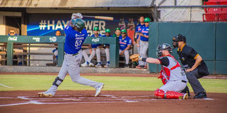 Sorprenden Piratas y vencen a Bravos de León pese a tres jonrones de Pimentel
