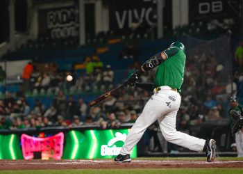 Tropieza Bravos de León al abrir serie ante su gente contra Olmecas