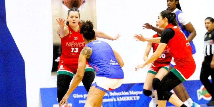 ¡Qué Manera de Cerrar la Preparación! México Femenil Aplasta a Abejas y Freseras