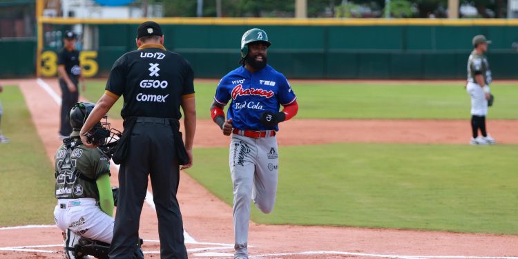 Se alejan playoffs; Bravos de León le arrebata un juego a Olmecas en inconclusa serie