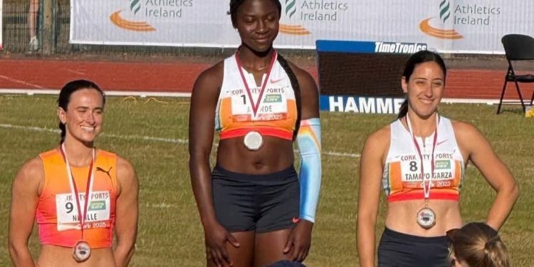 Cecilia Tamayo repite doble podio en gira europea, ahora en Irlanda