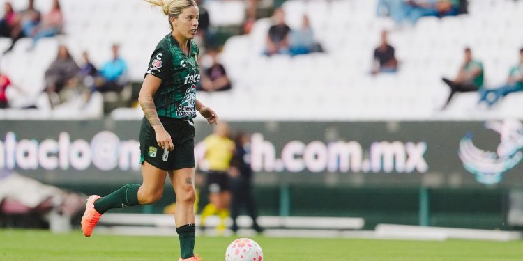 Ruth Bravo representa al León en el Juego de Estrellas de la Liga Mx Femenil