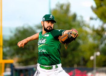 Bravos de León iguala la serie con contundente victoria sobre Pericos