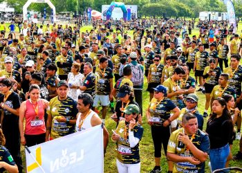 Más de 1,500 corredores participan en la primera carrera atlética de la Guardia Nacional en León